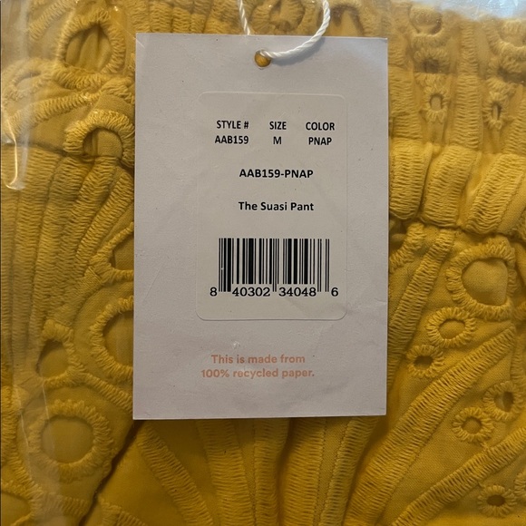 NWT Andie Swim THE SUASI CROP PANT Medium PINEAPPLE YELLOW Vacation EYELET - Picture 4 of 7